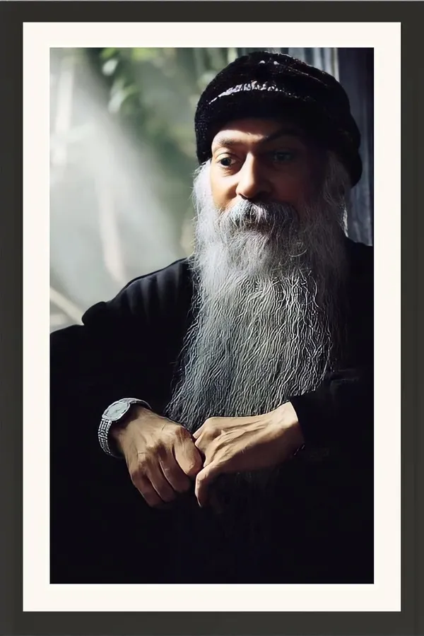 Osho_Rajneesh_Photo_Arms_Crossed_Frame_Without_Glass