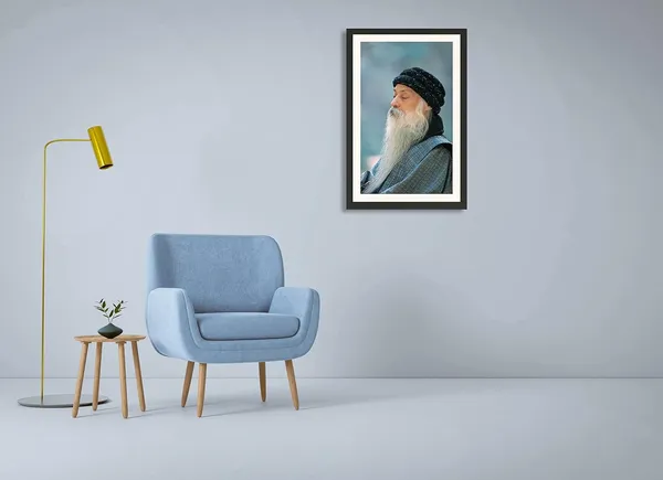 Rajneesh_Osho_Photo_Eyes_Closed_Side_Frame_Without_Glass_|_Stillness_in_Profile