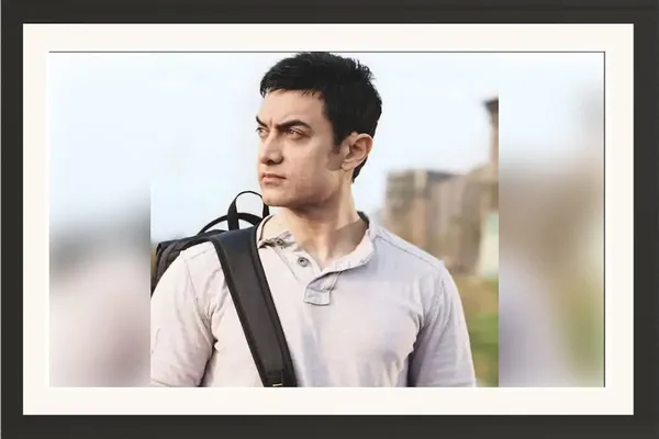 Aamir_Khan_Photo_Frame_Without_Glass_–_Young_Candid_Portrait_Wall_Art