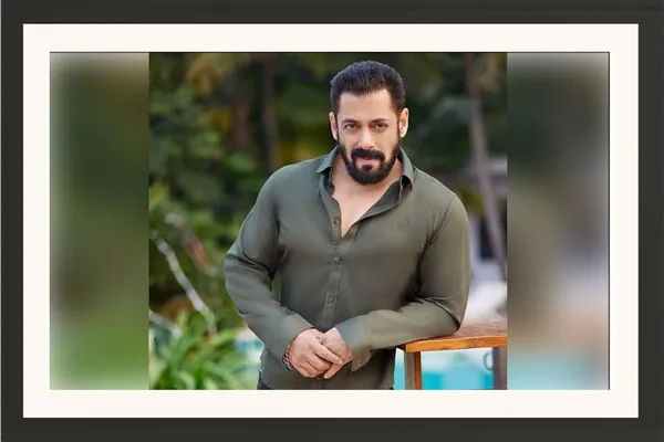 Salman_Khan_HD_Photo_Frame_Without_Glass_–_Relaxed_Seated_Portrait_Wall_Art