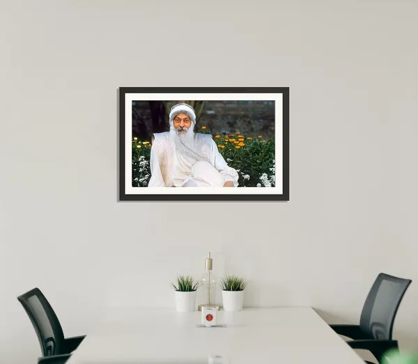 Acharya_Rajneesh_Osho_Garden_Portrait_Frame_Without_Glass