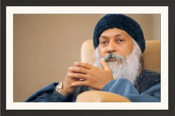 Rajneesh_Osho_Photo_Folded_Hands_Frame_Without_Glass
