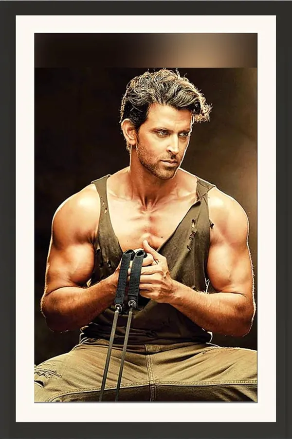 Hrithik_Roshan_Framed_Photo_Print_Without_Glass