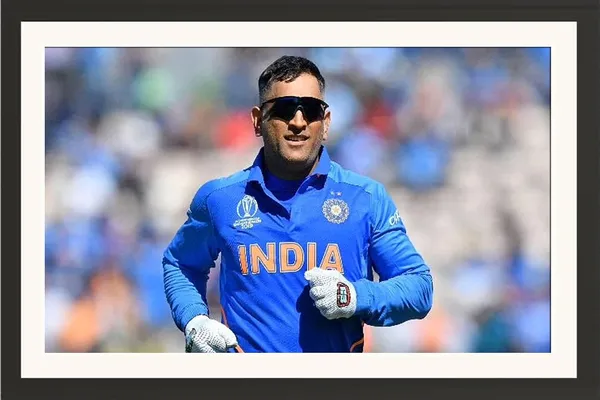 MS_DHONI_Framed_Photo_Without_Glass