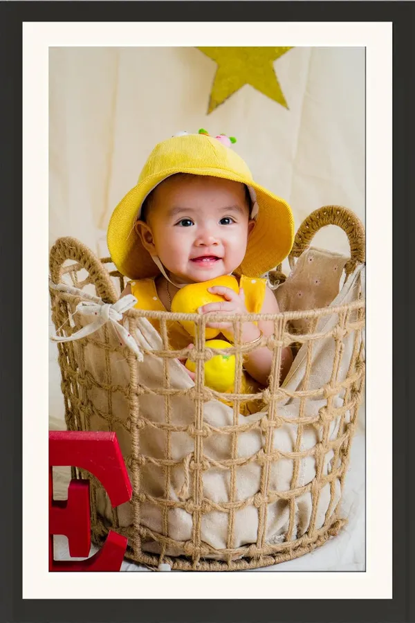 Cute_Baby_Photo_Frame_Basket_Nursery_Wall_Art_Without_Glass