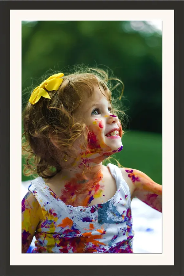 Cute_Baby_Girl_Photo_Frame_Colorful_Paint_Wall_Art_Without_Glass