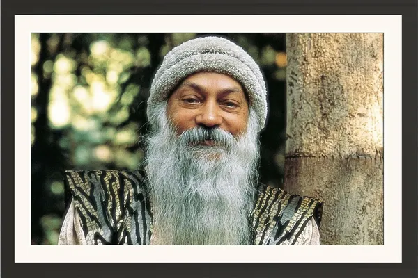 Guru_Osho_Photo_Stone_Pillar_Portrait_Frame_Without_Glass