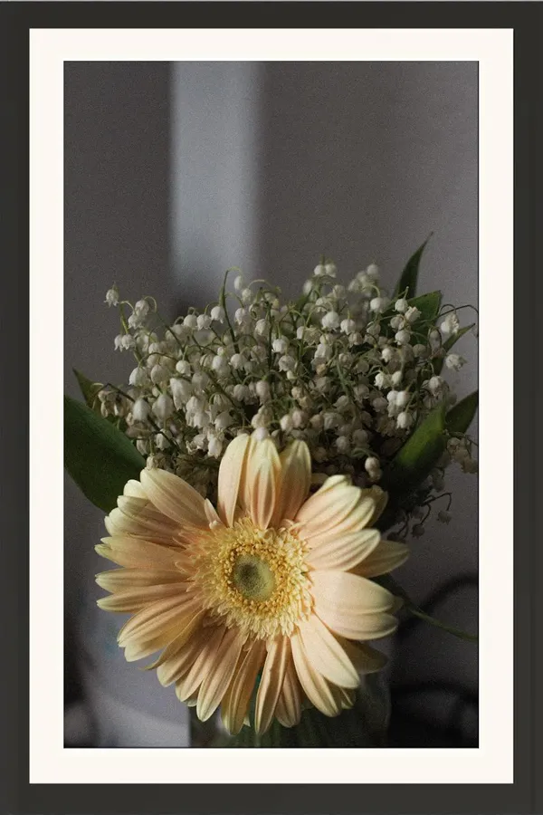 Flower_Decoration_Wall_Hanging_Framed_Photo_Without_Glass