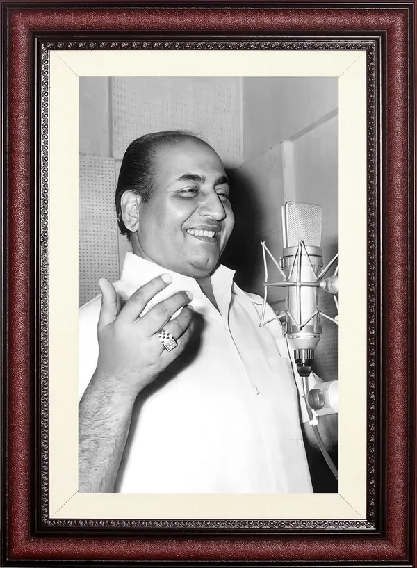 Mohammed_Rafi_HD_Photo_Frame_Without_Glass_–_Smiling_Close-Up_Portrait_Wall_Art