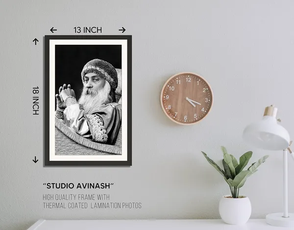 Acharya_Rajneesh_Osho_Formal_Seated_Portrait_Photo_Frame_Without_Glass_|_Regal_Stillness_in_Monochrome