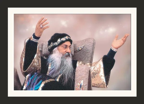 Acharya_Rajneesh_Osho_Ornate_Robe_Raised_Hands_Photo_Frame_Without_Glass_|_Grandeur_in_Full_Bloom