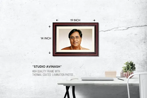 Jagjit_Singh_Photo_Frame_Without_Glass_–_Close-Up_Warm-Toned_Portrait_Wall_Art