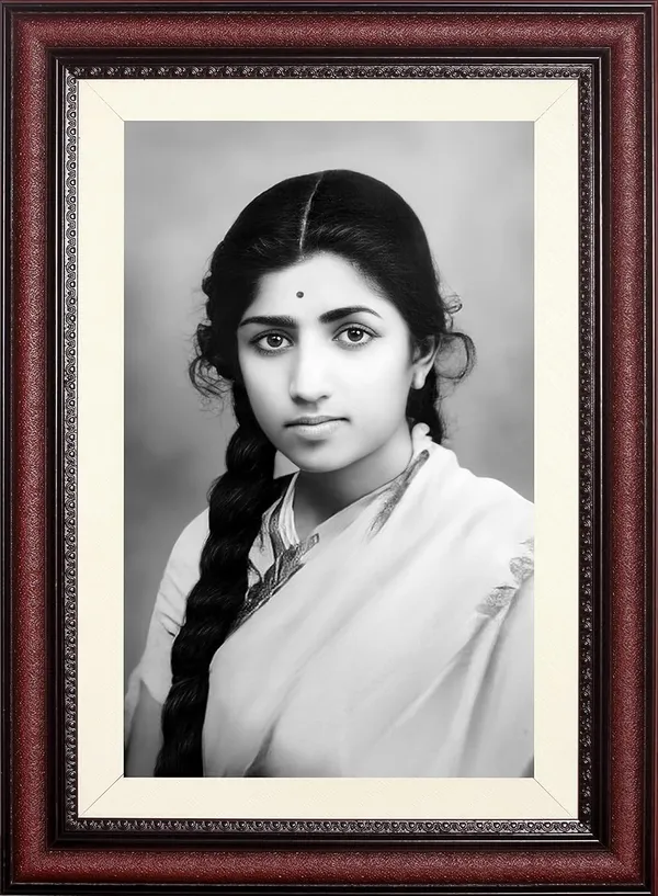 Lata_Mangeshkar_Photo_Frame_Without_Glass_–_Young_Braided_Hair_Side_Profile_Wall_Art