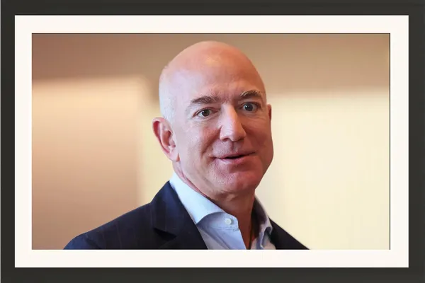 Jeff_Bezos_Framed_Photo_Without_Glass