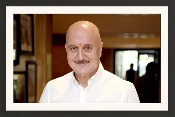 Anupam_Kher_Framed_Photo_Print_Without_Glass
