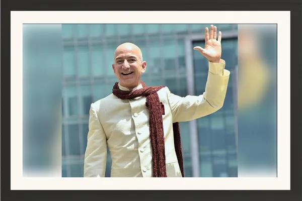 Jeff_Bezos_Framed_Photo_Without_Glass