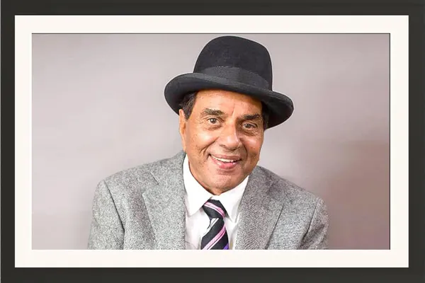 Dharmendra_Singh_Deol_Photo_Frame_Wall_Art_Without_Glass
