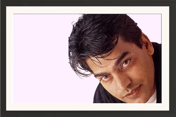 Ashutosh_Rana_Framed_Photo_Without_Glass
