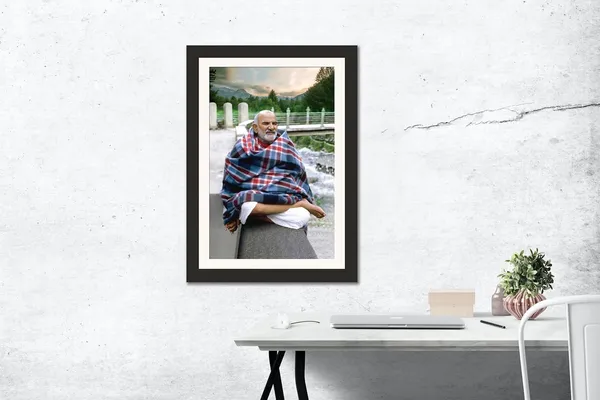 Neem_Karoli_Baba_Photo_Mountain_Bridge_Frame_Without_Glass