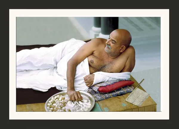 Neem_Karoli_Baba_Photo_Blessing_Prasad_Frame_Without_Glass