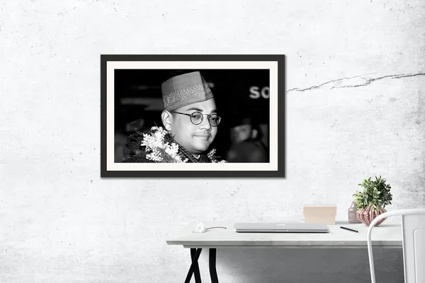 Netaji_Subhas_Chandra_Bose_HD_Photo_Frame_Without_Glass_–_Close-Up_Rally_Portrait