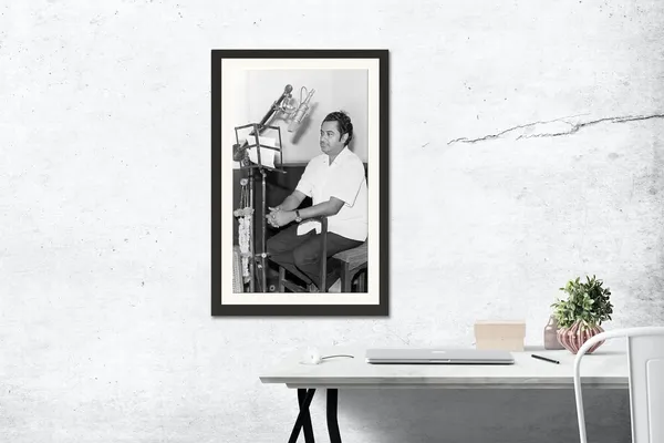 Kishore_Kumar_Photo_Frame_Without_Glass_–_Candid_Recording_Studio_Wall_Art