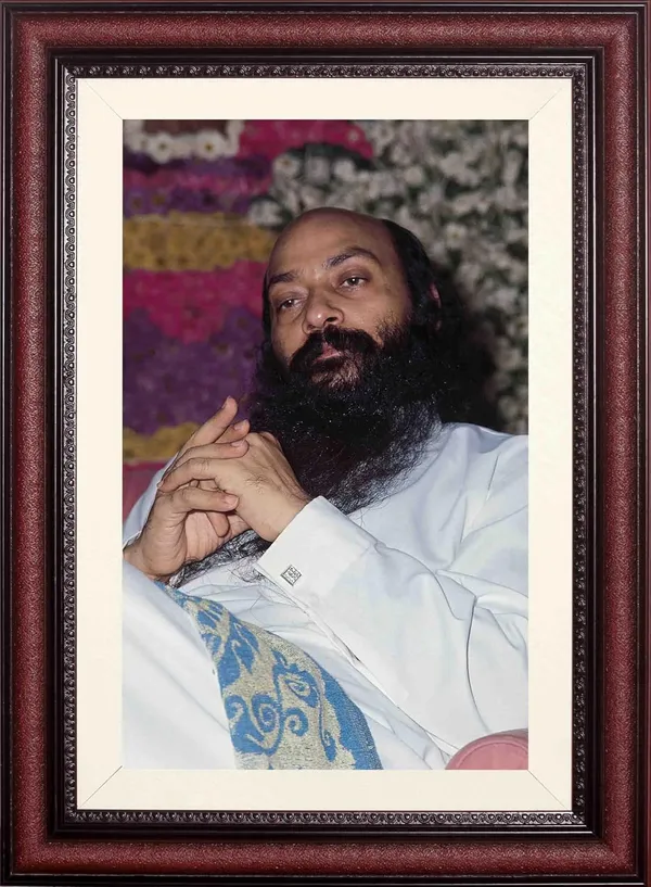 Acharya_Osho_Rajneesh_Photo_Contemplative_Frame_Without_Glass