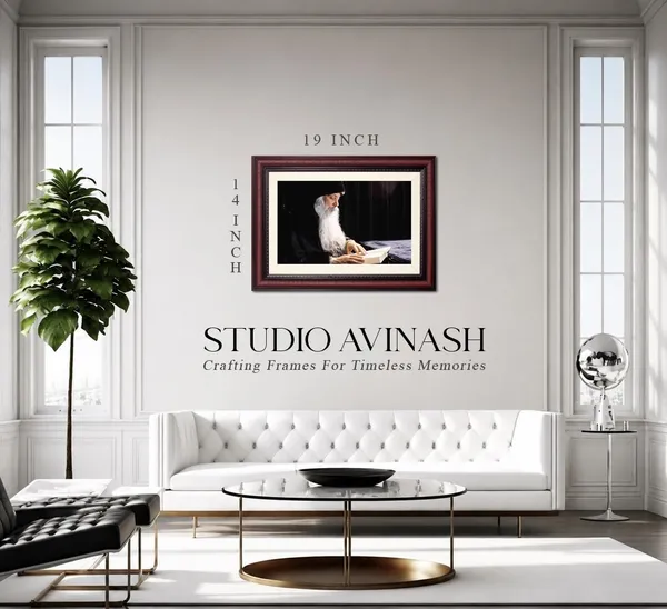 Acharya_Rajneesh_Osho_Reading_Scripture_Photo_Frame_Without_Glass_|_Words_That_Shaped_a_Movement
