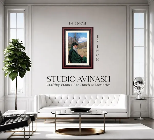 Acharya_Rajneesh_Osho_Mountain_Standing_Photo_Frame_Without_Glass_|_Small_Figure,_Vast_Horizon