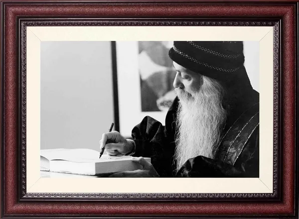 Osho_Rajneesh_Photo_Writing_Portrait_Frame_Without_Glass