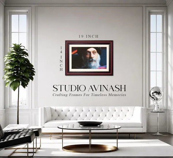 Bhagwan_Osho_Photo_Close_Portrait_Frame_Without_Glass