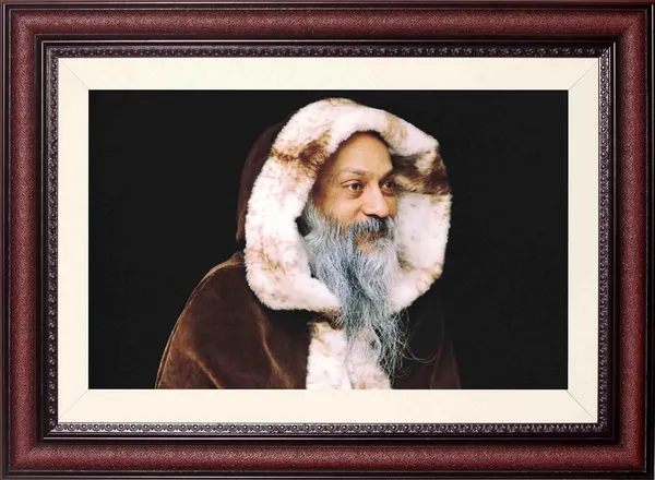 Osho_Rajneesh_Fur_Hood_Winter_Portrait_Without_Glass_|_Quiet_Wrapped_in_Warmth_Frame