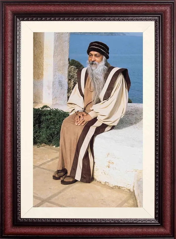 Acharya_Rajneesh_Osho_Coastal_Steps_Photo_Frame_Without_Glass_|_Resting_Along_the_Whitewashed_Path