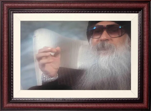 The_Sunglasses_Osho_Rarely_Showed_Without_Glass_|_Acharya_Rajneesh's_Unexpected_Side_Frame