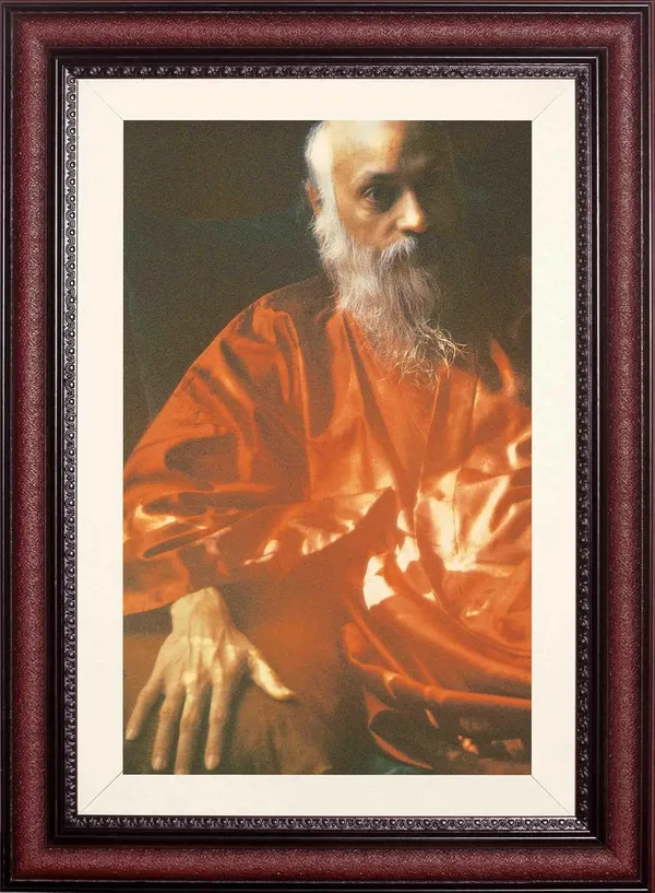 Osho_Acharya_Rajneesh_Photo_Formal_Seated_Frame_Without_Glass