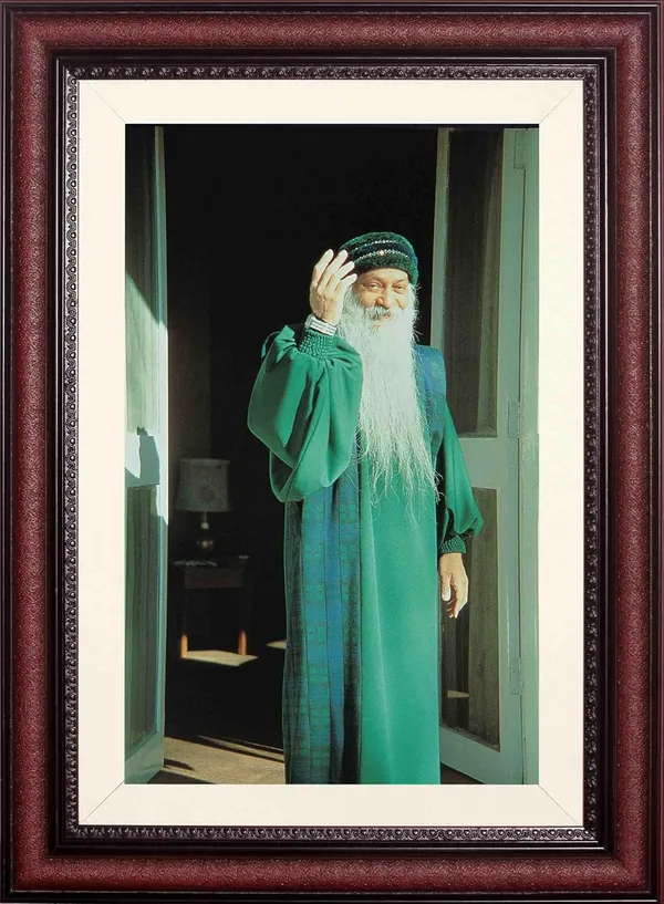 Acharya_Rajneesh_Osho_Standing_Green_Robe_Photo_Frame_Without_Glass_|_Presence_Filling_the_Frame