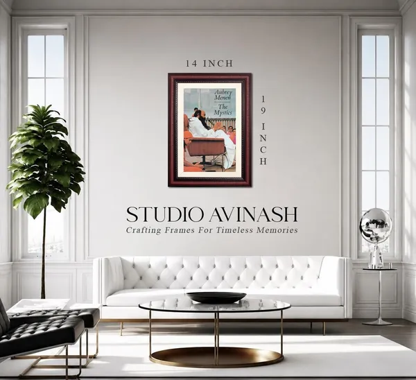 Osho_Photo_Among_Disciples_Frame_Without_Glass