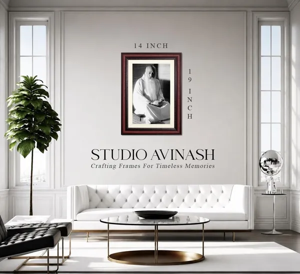 Bhagwan_Osho_Seated_Side_View_Photo_Frame_Without_Glass