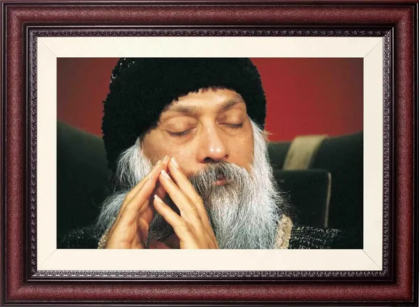Acharya_Rajneesh_Osho_Prayerful_Portrait_Without_Glass_|_Namaste_Against_Red_Frame