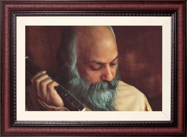 Bhagwan_Osho_Rajneesh_Photo_Sitar_Meditation_Frame_Without_Glass