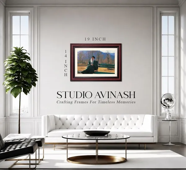 Acharya_Rajneesh_Osho_Mountain_Bench_Photo_Frame_Without_Glass_|_Stillness_Against_the_Peaks