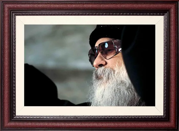 Style_Meets_Stillness_Without_Glass_|_Acharya_Rajneesh_Osho's_Sunglasses_Portrait_Frame