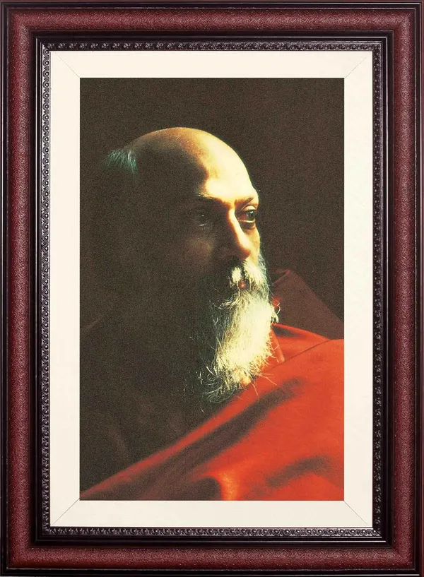Osho_Rajneesh_Photo_Bald_Close-Up_Frame_Without_Glass