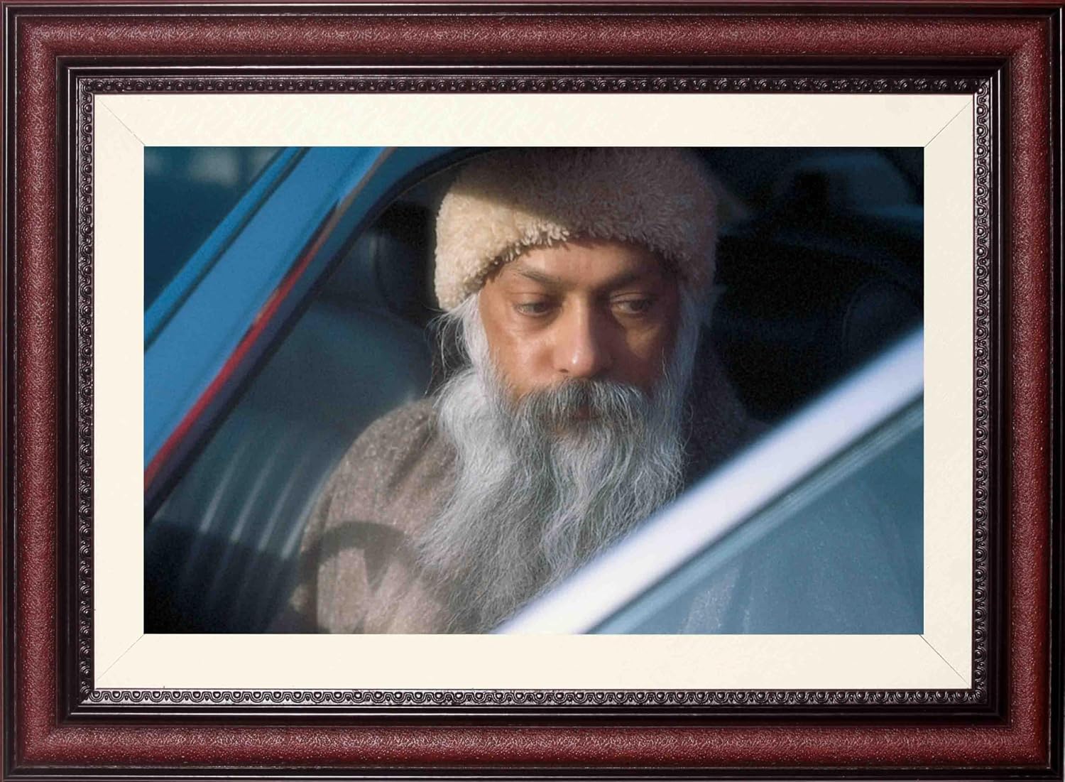 Osho_Rajneesh_Candid_Car_Portrait_Without_Glass_|_Quiet_Between_Moments_Frame