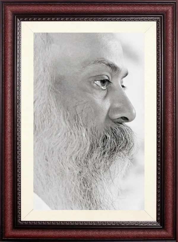 Rajneesh_Osho_Photo_Classic_Side_Profile_Frame_Without_Glass