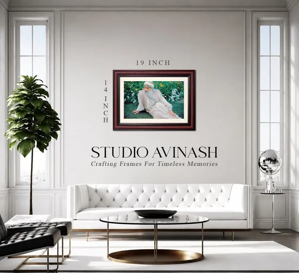 Acharya_Rajneesh_Osho_Grass_Relaxed_Photo_Frame_Without_Glass_|_Leaning_Into_the_Afternoon