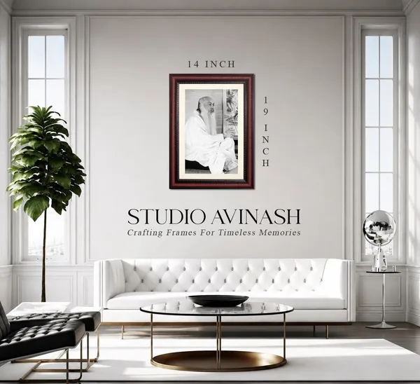 Bhagwan_Rajneesh_Osho_Black_and_White_Photo_Frame_Without_Glass