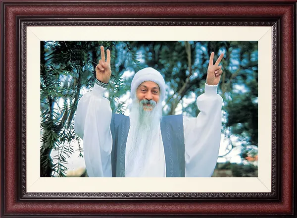 Osho_Rajneesh_Photo_Peace_Gesture_Frame_Without_Glass_|_Osho_Photo_Frame_Big_Size_