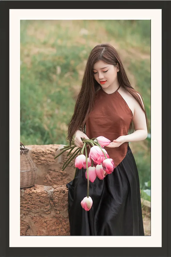 Woman_with_Pink_Flowers_in_Garden_Portrait_Wall_Art_Frame_Without_Glass_–_Aesthetic_Floral_Fashion_Photo_for_Bedroom,_Boutique_&_Salon_Decor