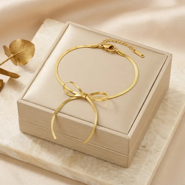 Golden_Titanium_Steel_Four_Leaf_Clover_Bracelet_For_Women